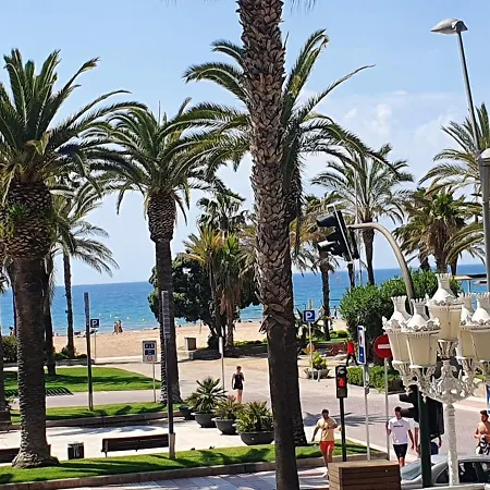 Primera Linea De Mar ,salou,centro. *