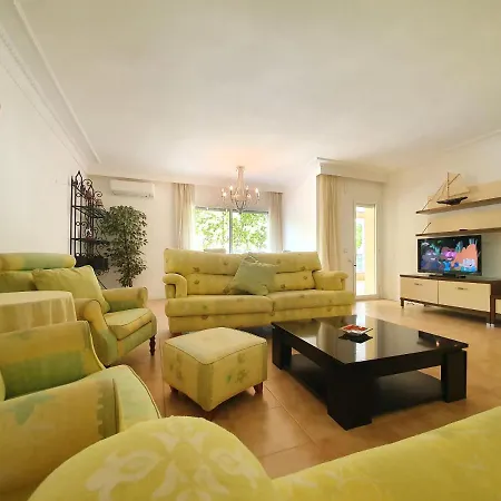 Primera Linea De Mar ,salou,centro. Apartamento