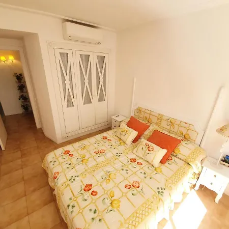 Primera Linea De Mar ,salou,centro. Apartamento